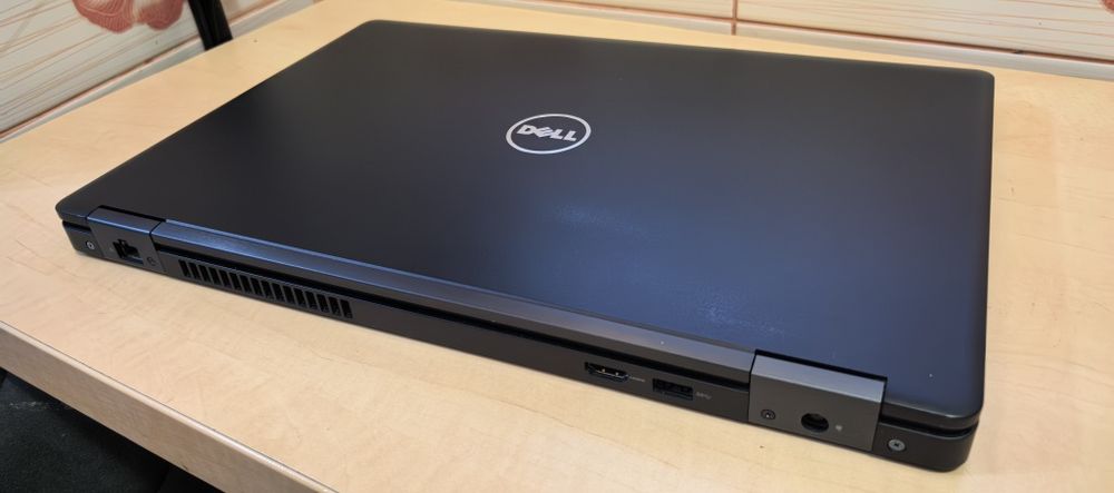 Laptop Dell Latitude 5580_i7-7600_16GB DDR4_NVidia 2GB 930MX_SSD 512GB