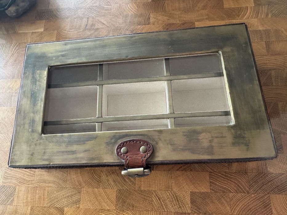 Cutie ceasuri piele/metal