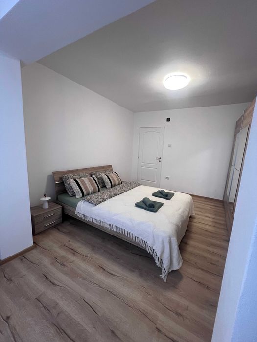 Inchiriez aprtament in regim hotelier 3 camere