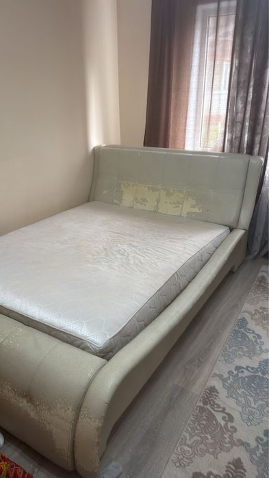 Кровать двухместная