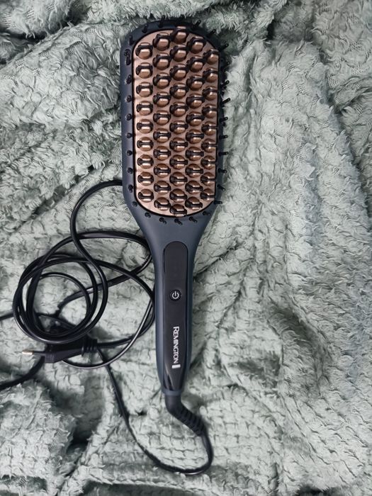 Perie de indreptat parul