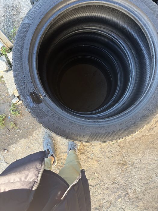 Зимни гуми Continental 245/45 18