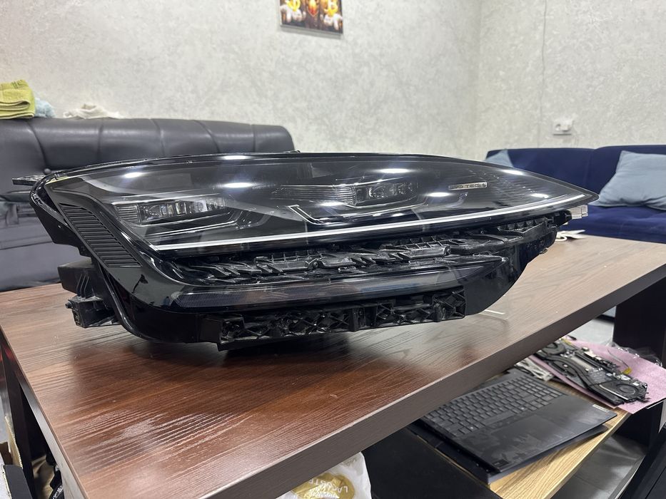 BYD Song plus champion gibrid передняя правая фара