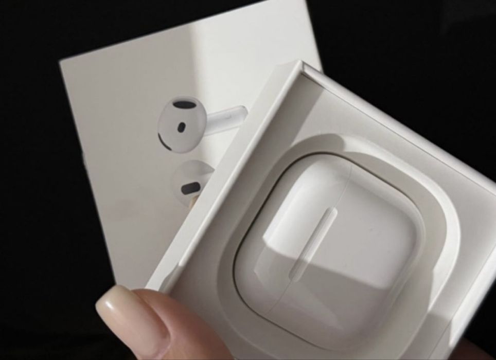 Наушники Apple AirPods 4 белый
