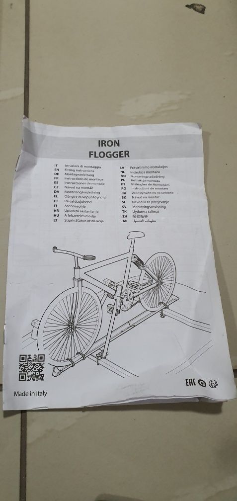 Suport bicicleta Menabo Iron cu prindere pe bare transversale
