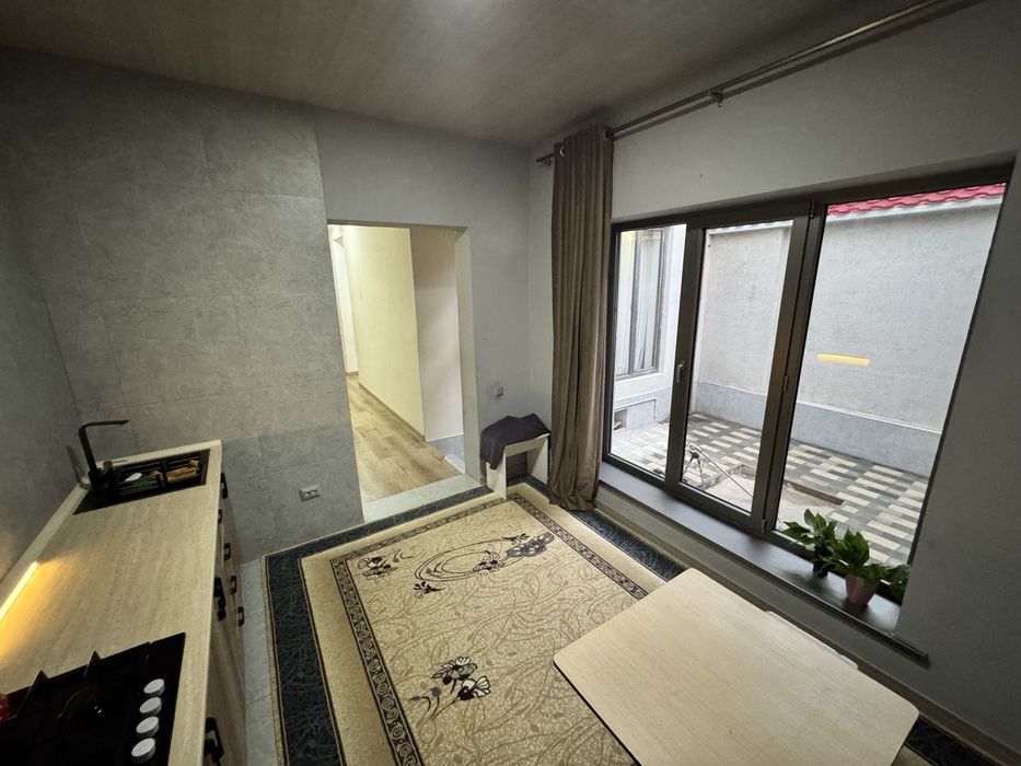 Дом4 ком+2 зал,Рохат круг(300 м),Алмас махалля