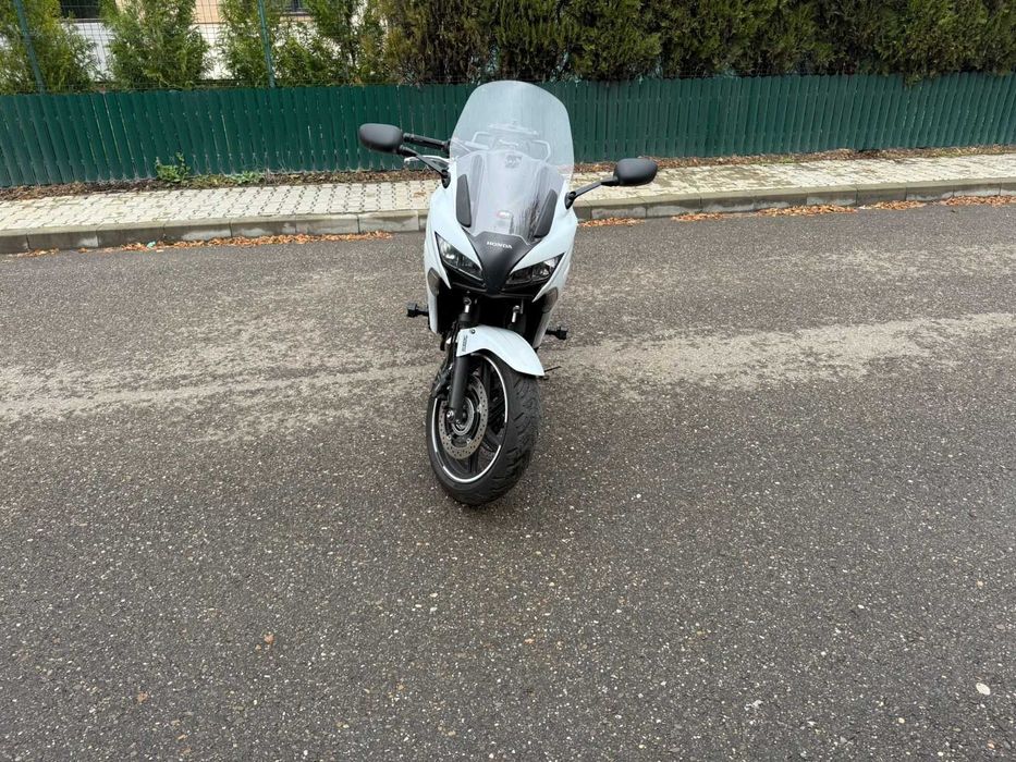 Motocicleta Honda CBF 1000