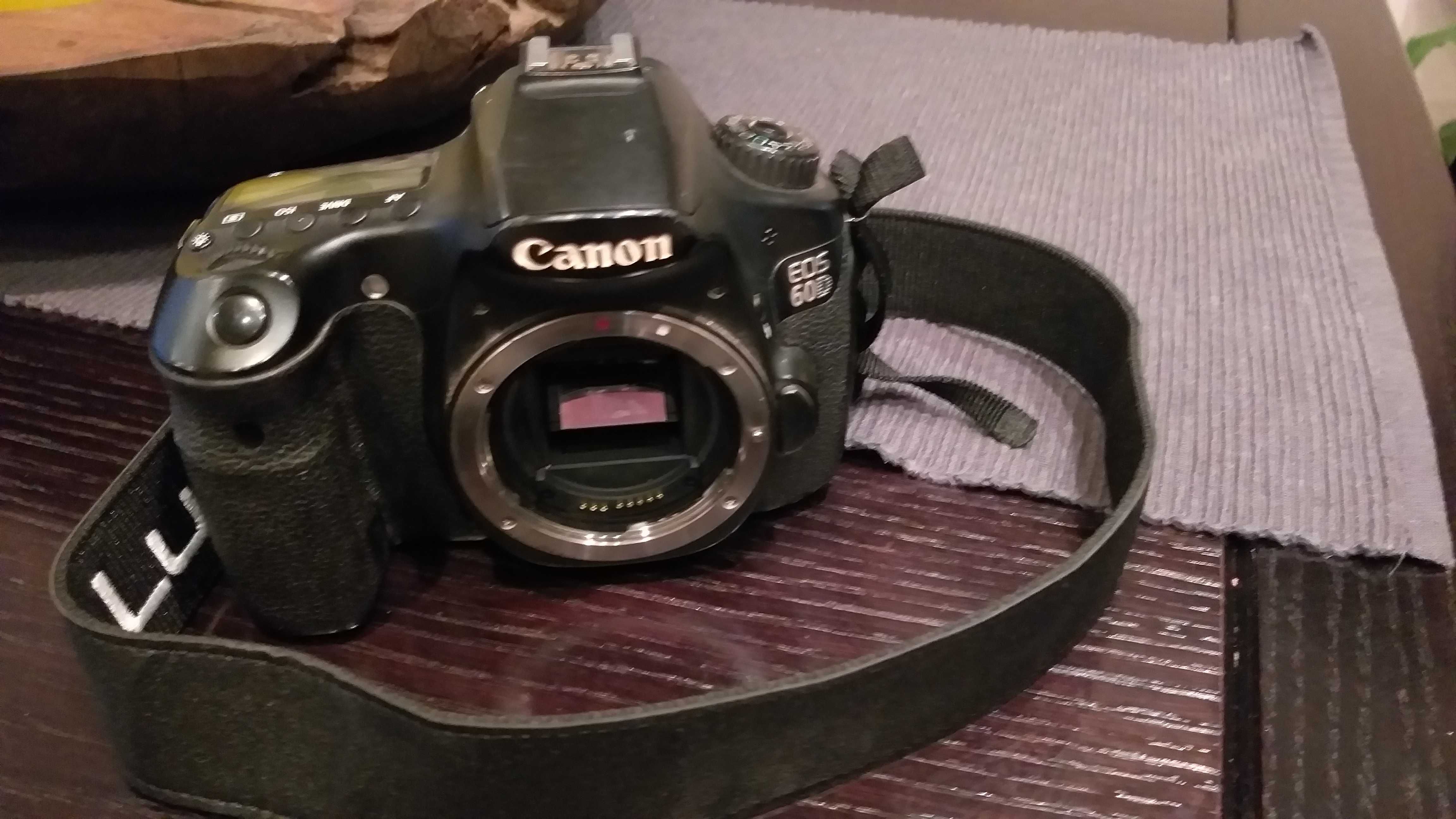 Фотоапарат Canon