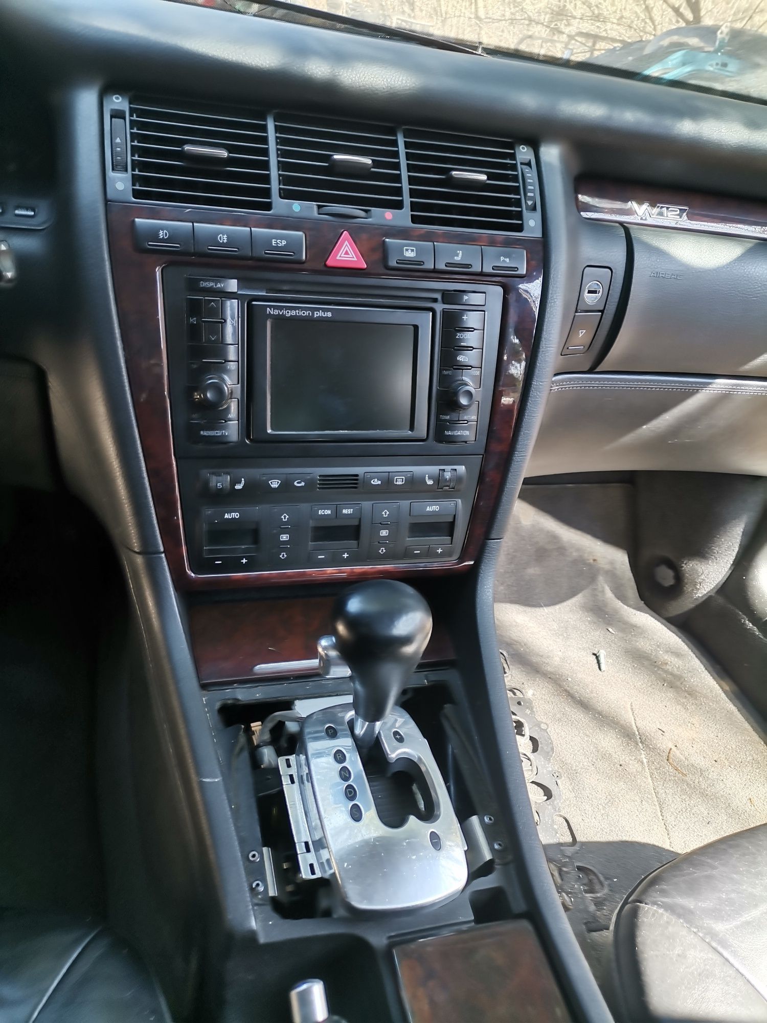 Audi A8 6.0i W12 на части d2 Facelift