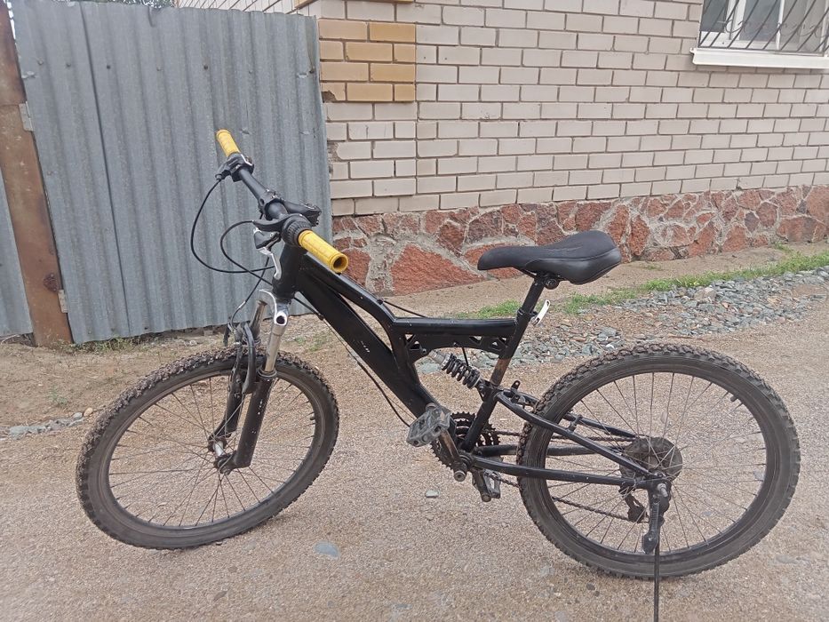 Продам мтб (горный велик) уступаю на 28 27