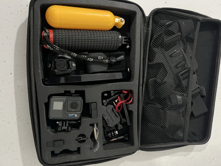 GoPro hero 6 cu accesori