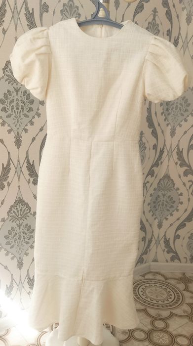 Платье вечерние.