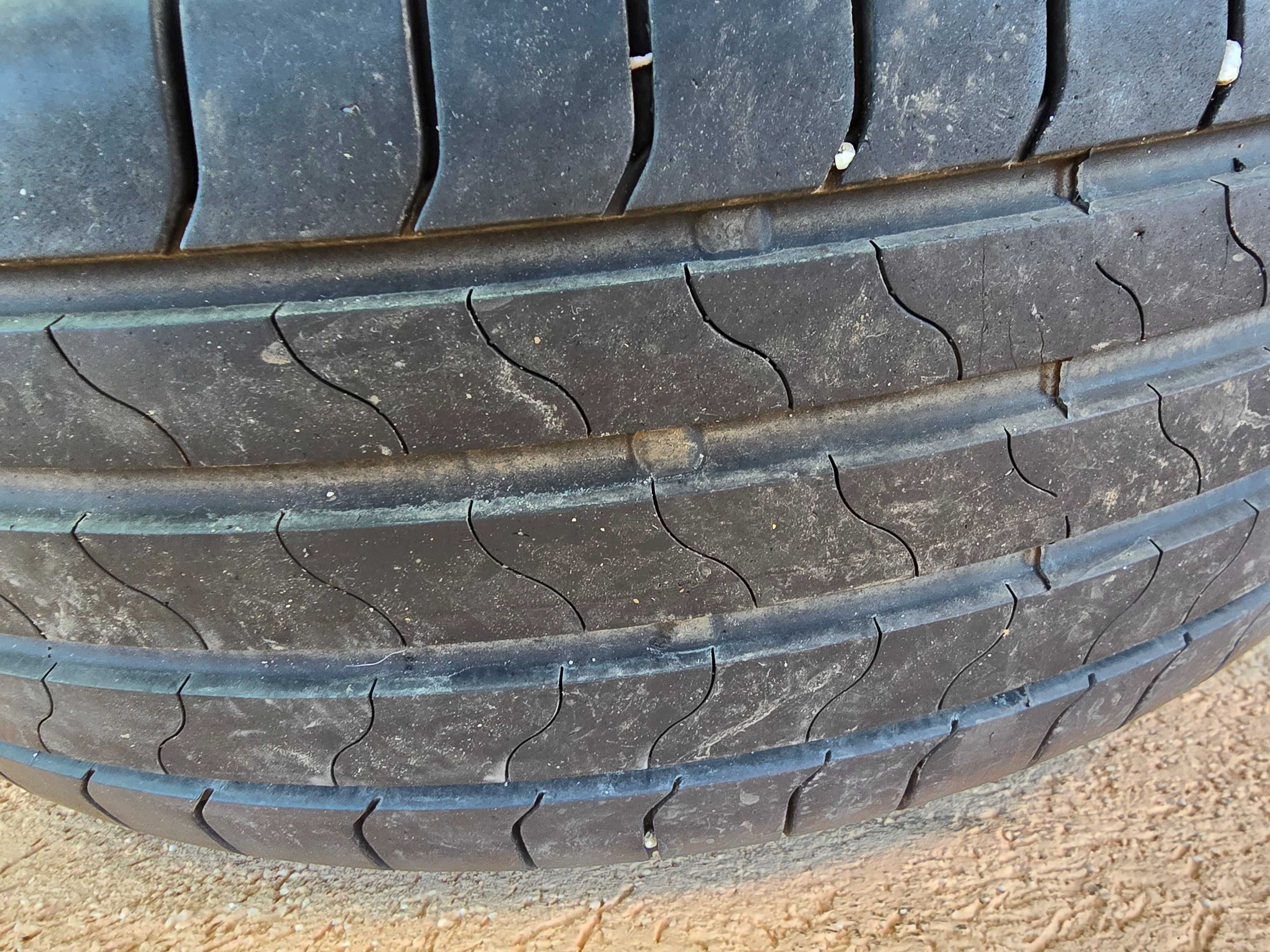 гуми  Bridgestone 225/50/19 летни