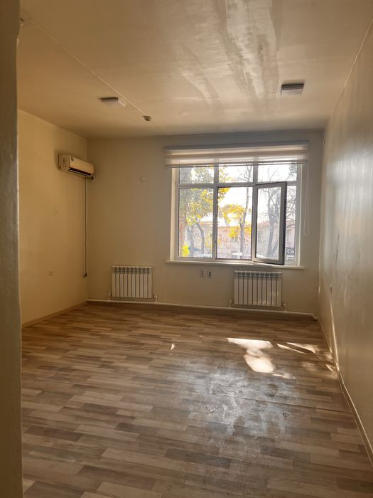 Недорогой офис сдается в аренду.