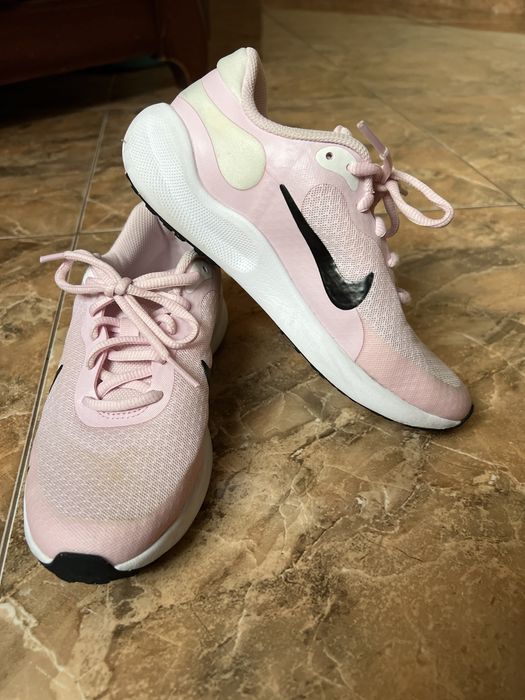 Детски маратонки Адидас / Nike 33 номер