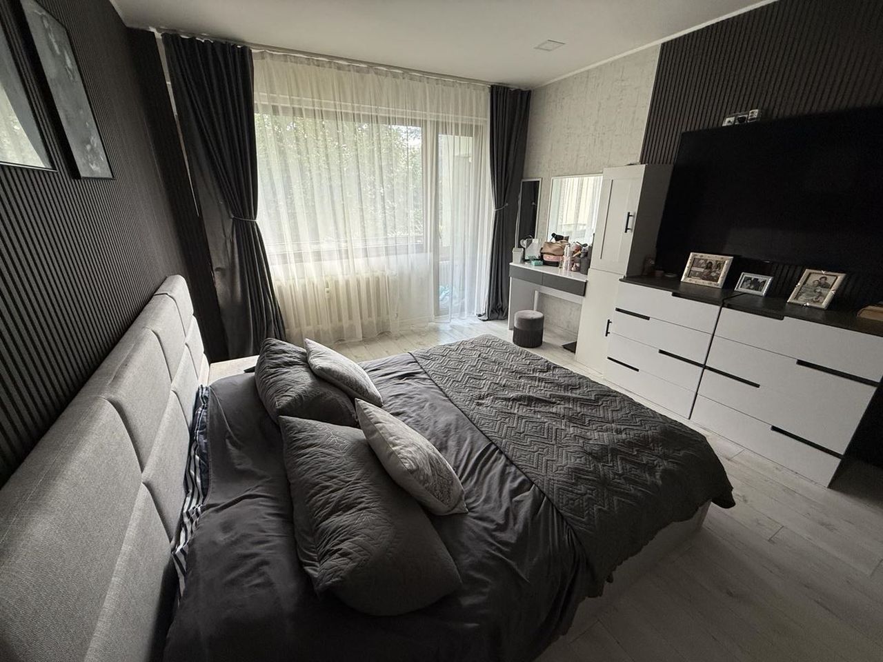 Продава се Тристаен апартамент в София, Младост 1 - 90 кв.м за 2545 €/кв.м - Снимка #8