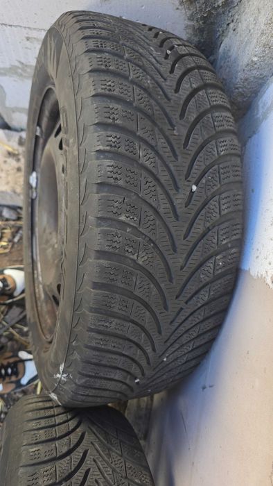 4 Jante ET41 cu anvelope de iarnă 205/60 R 16 96H