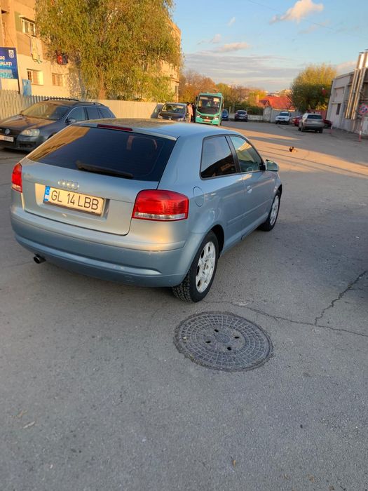 Vând Audi A3 impecabil