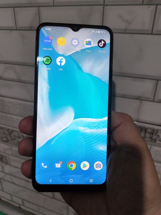 Продам Vivo Y02 звоните