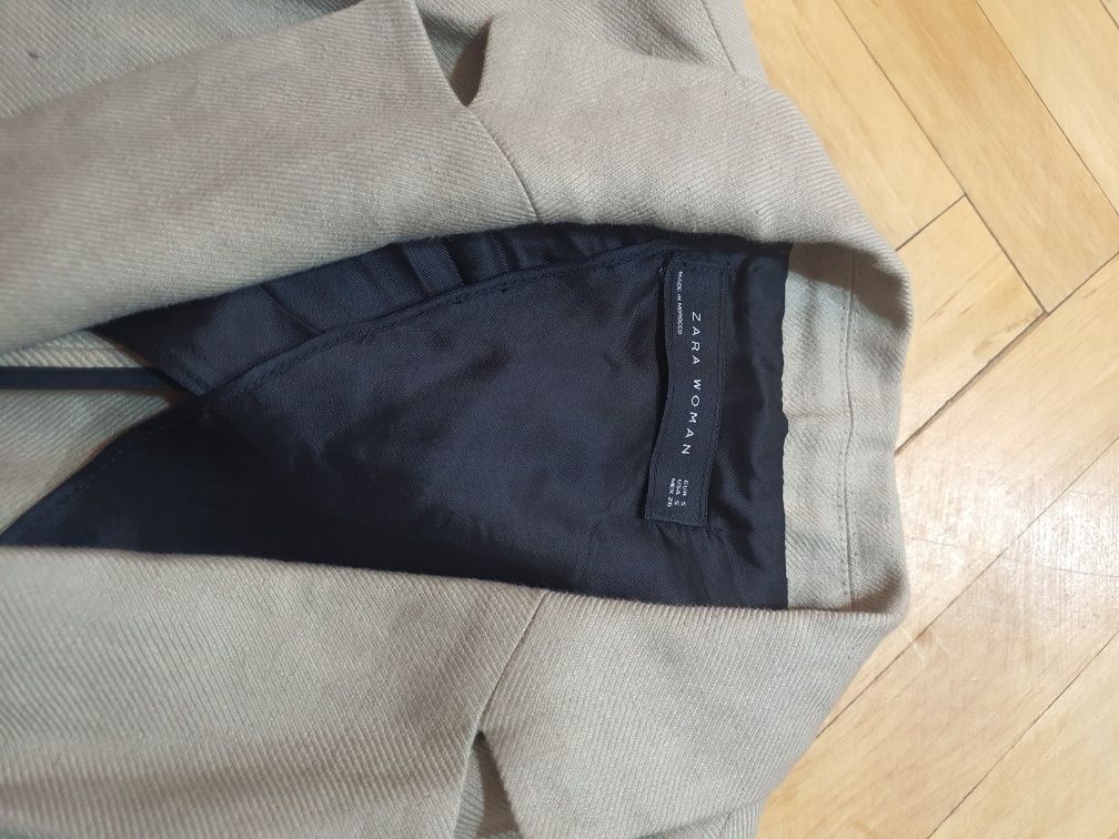 Trench 100% in, Zara
