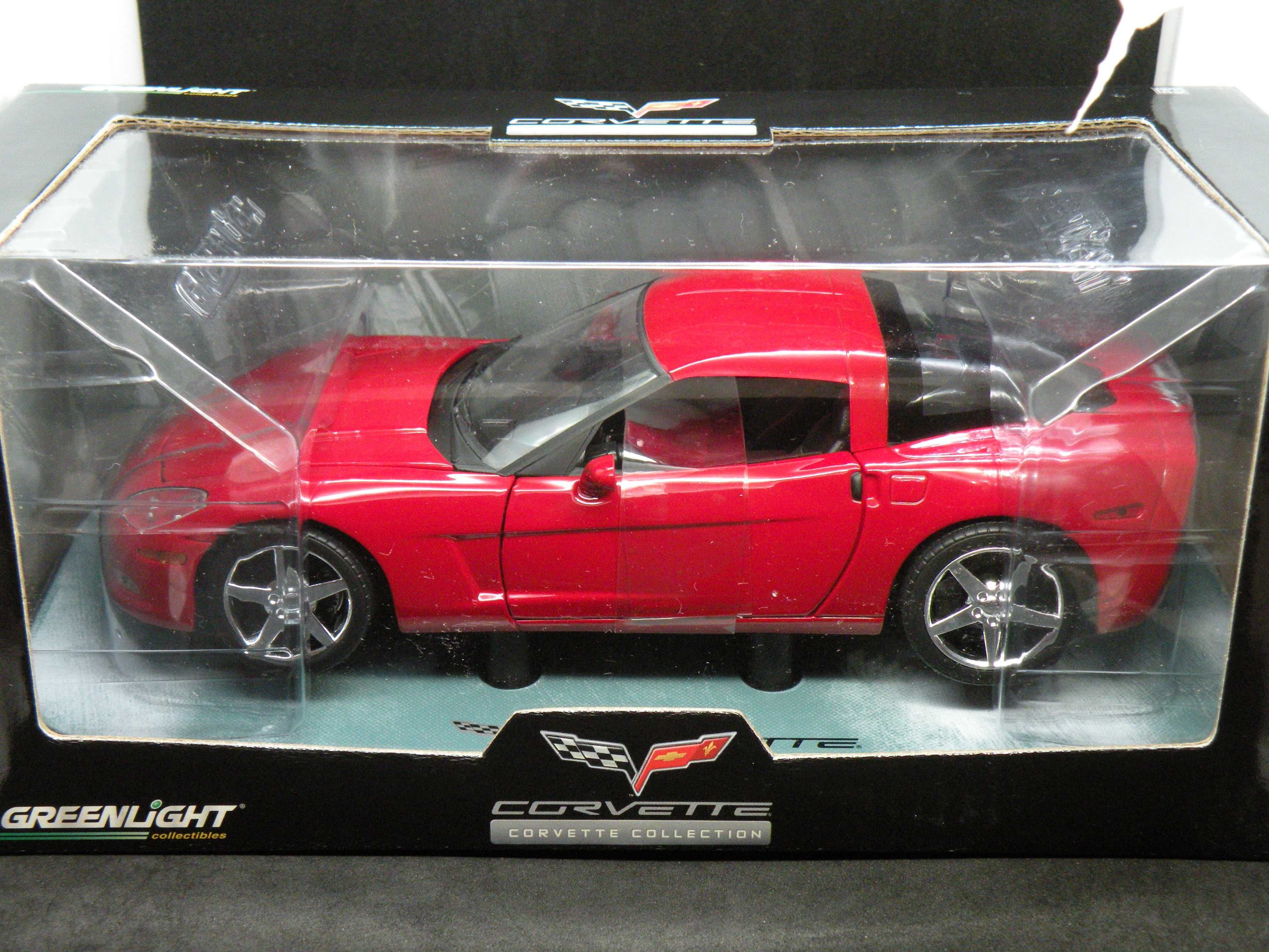 Macheta Chevrolet Corvette 2005 Greenlight 1:24