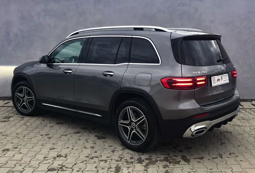 Mercedes-Benz GLB 250 4Matic, 224 CP,
