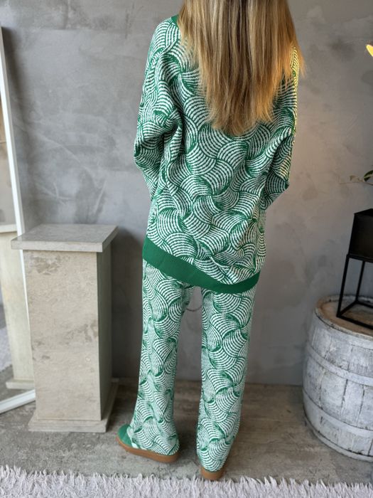 Плетени комплекти