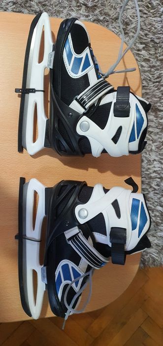 Vând patine reglabile 31-35...impecabile!