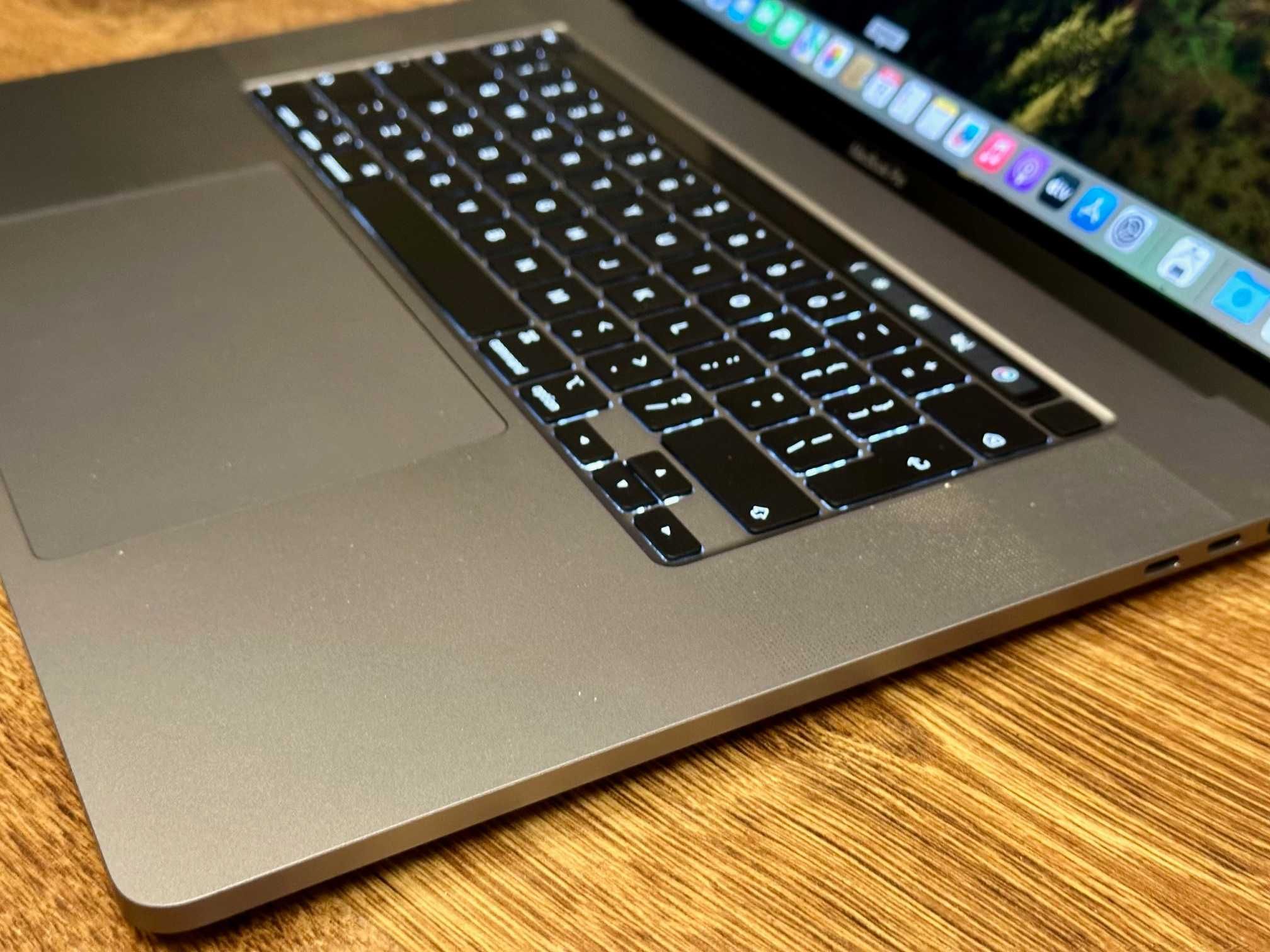 MacBook Pro 16", Model 2019 (A2141), CPU Intel i7, 16GB RAM, 512GB SSD