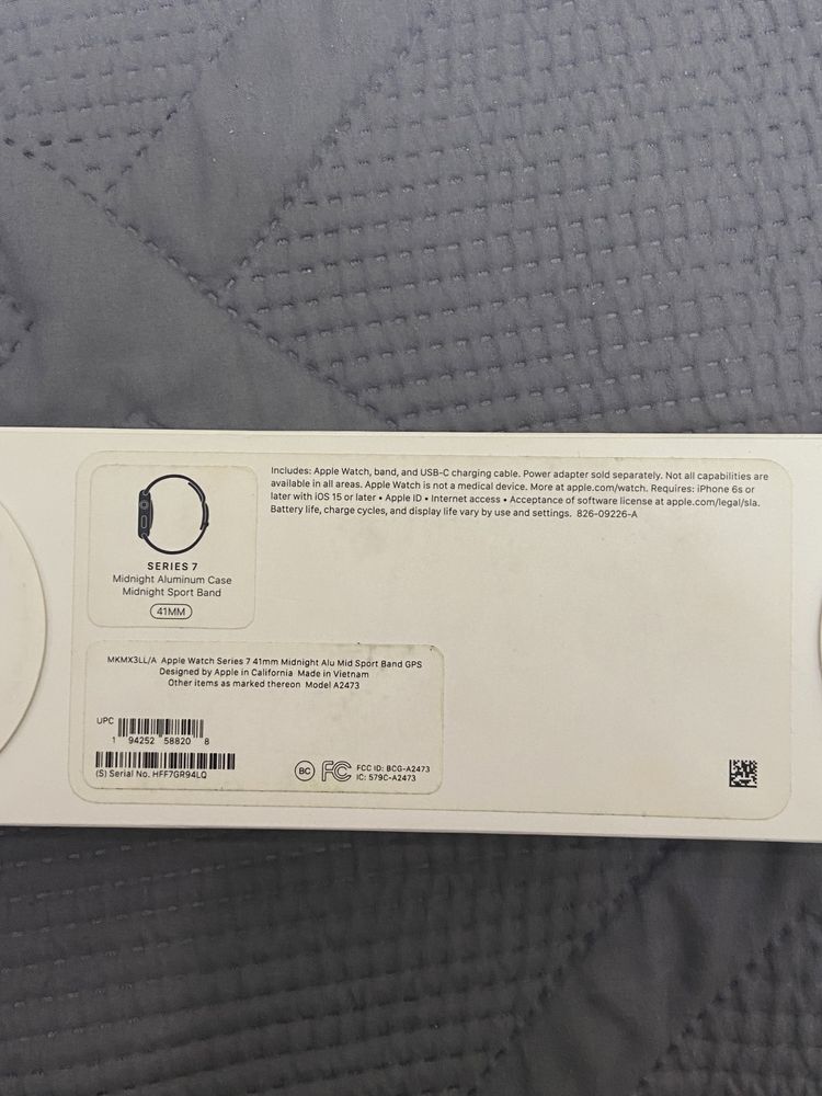 Apple Watch Series 7 (41 мм), аккумулятор 100%, в хорошем состоянии