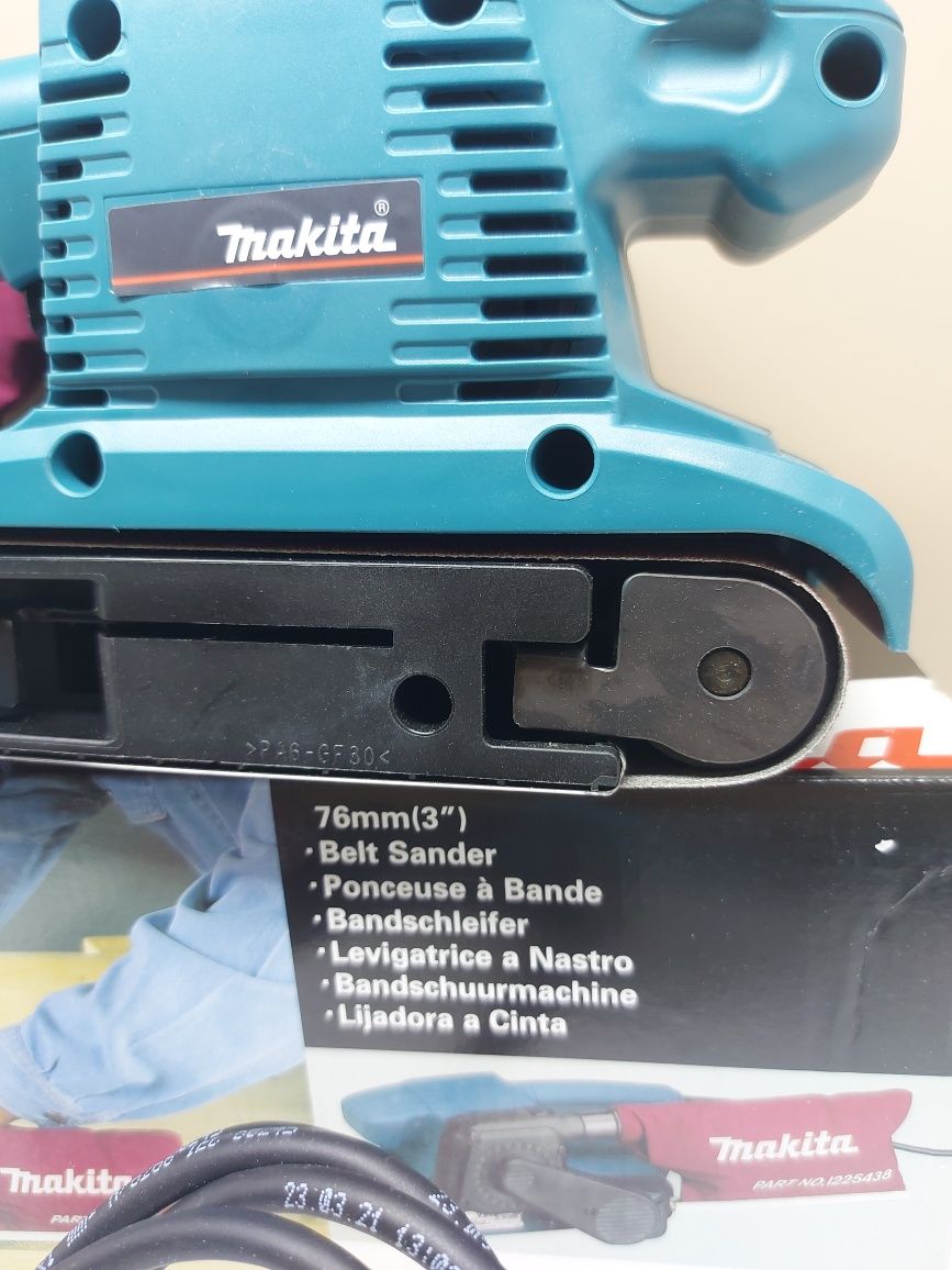 Нов лентов шлайф Makita 9910