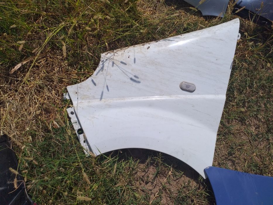 Aripa Stanga Dreapta Fata Trafic Vivaro