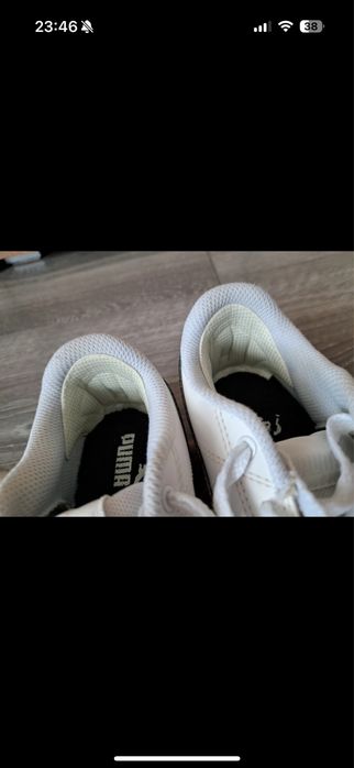 Adidasi Puma marimea 36