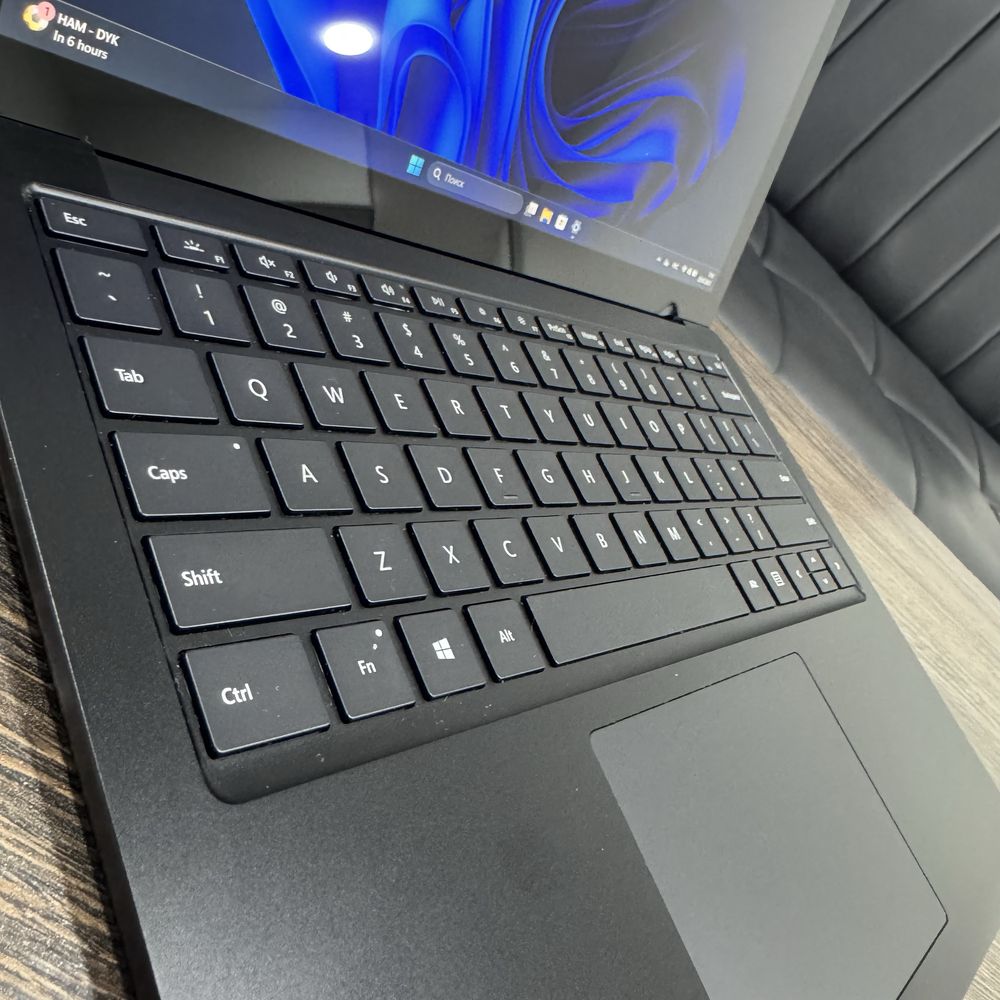 Американский Сенсорный 2К Surface i7 10gen 16/256gb для дома и офиса!