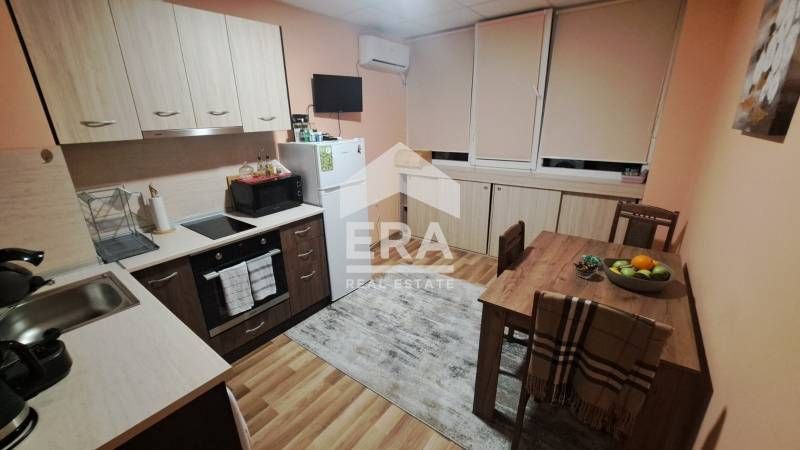 Двустаен апартамент в ж.к. Дружба 3