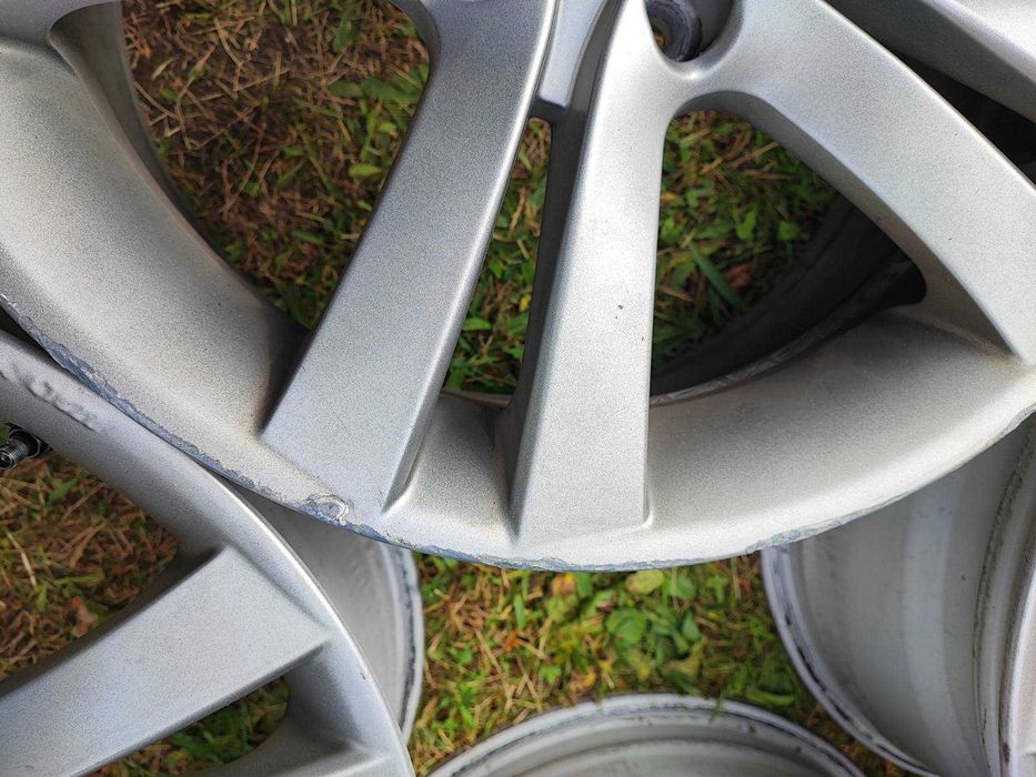 VW/Фолксваген - 17 цола 5x112 - 4 бр.  лети джанти