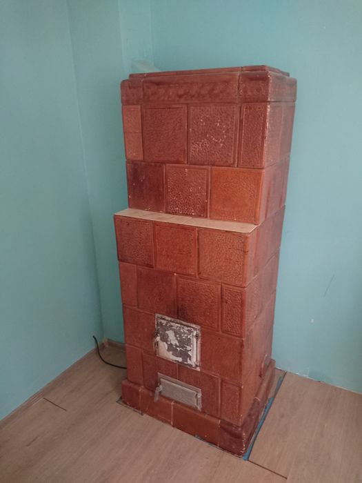 Soba teracota gata demontata