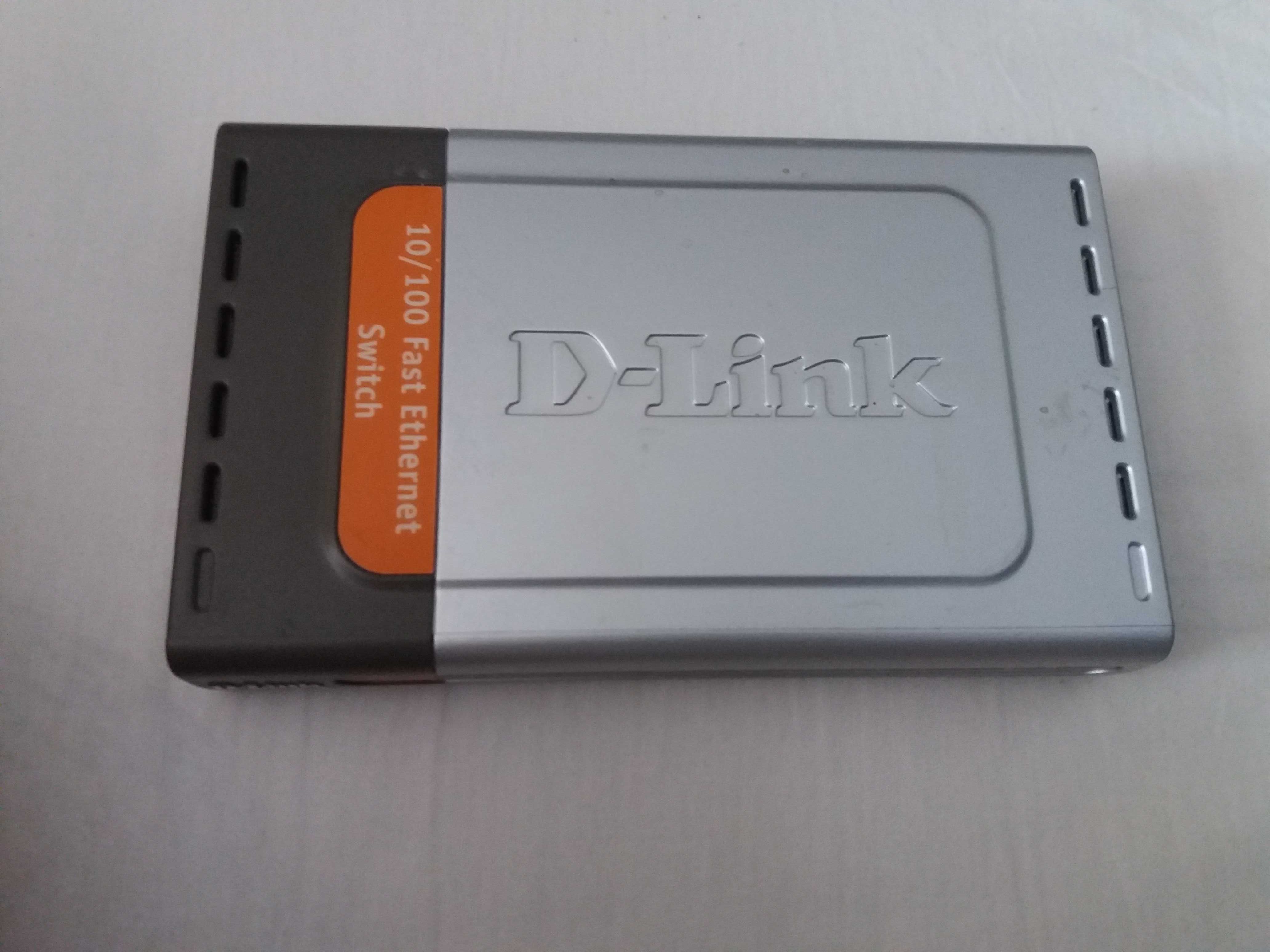 Switch D-Link DES-1008 DE