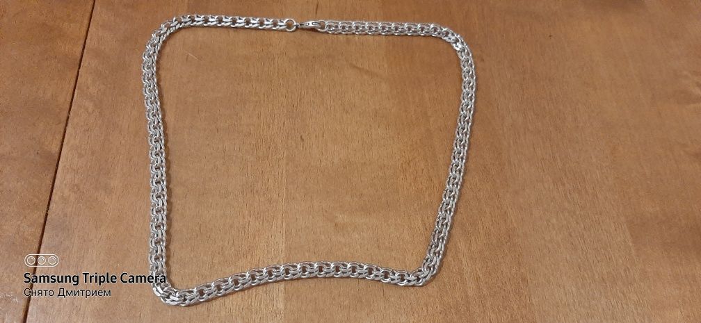 Продам серебрянную цепь бисмарк