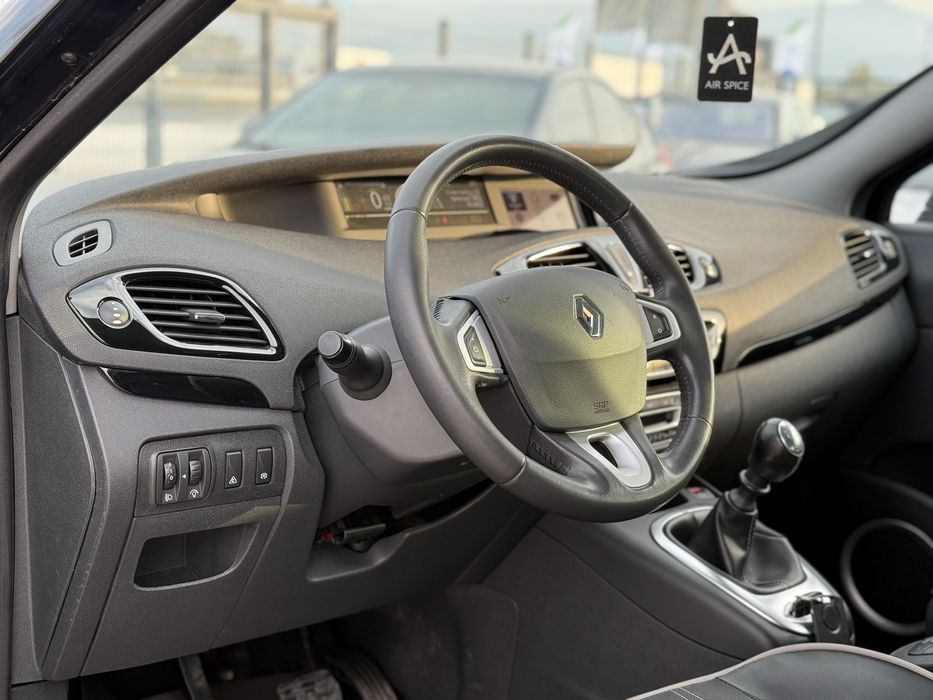 Renault Grand scenic 1.5DCI* 2013г* РЪЧКА* ТОП СЪСТОЯНИЕ*
