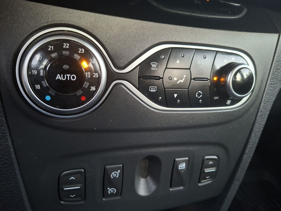 Dacia Logan 1,5 dci 95 cp   2021. Euro 6 32000km 8500euro