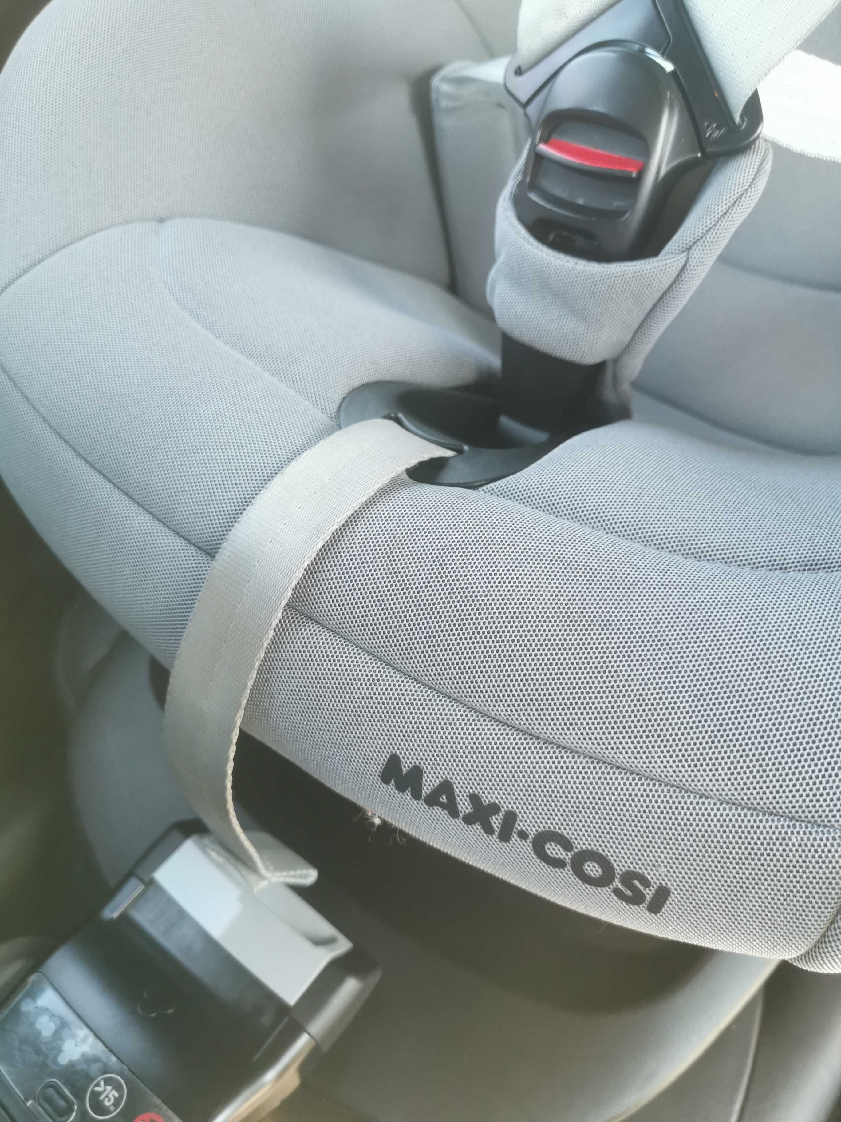 Стол за кола Maxi-Cosi Pearl Pro i-Size с база 2WayFix