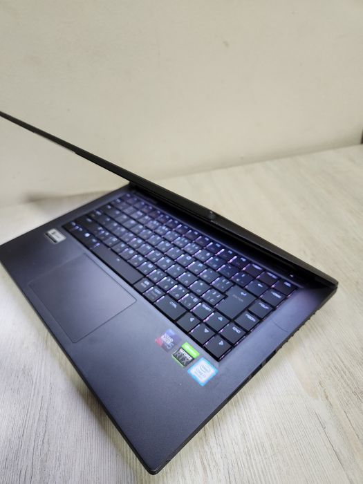 Нотбук i7 9750H RTX 2070 max Q 8 gb Galleria японская фирма