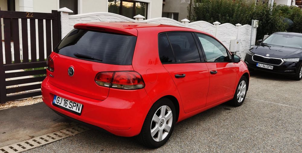 Vând volkswagen golf 6