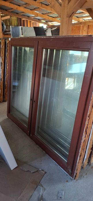 Geamuri Termopan din Lemn si Plastic