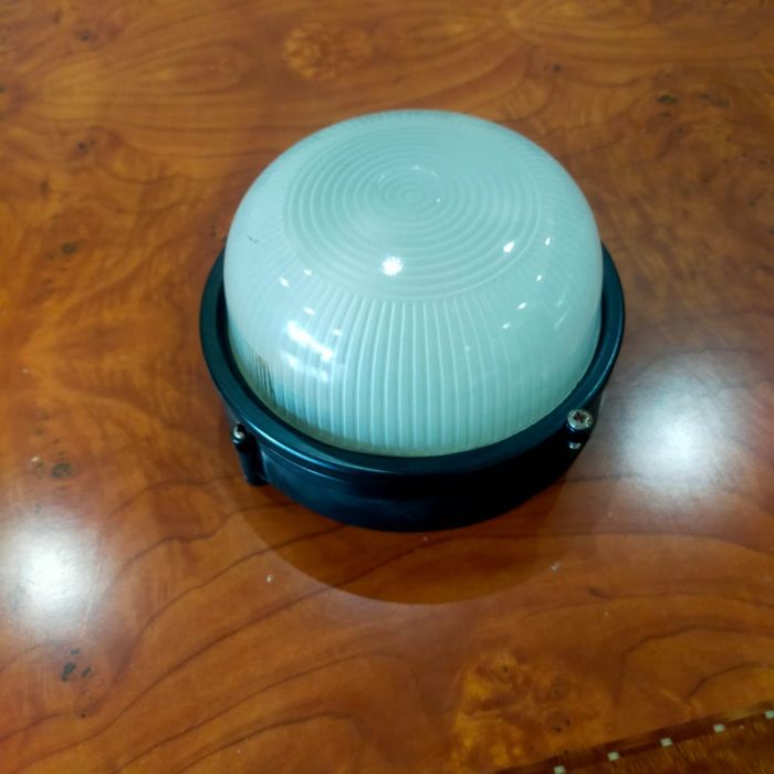 Продам светильник