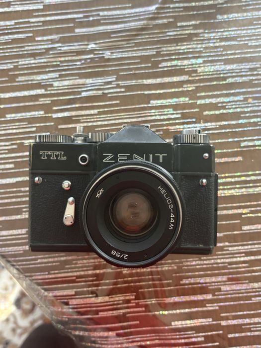 Фотоапарат зенит