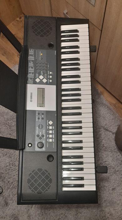 Digital keyboard yamaha ypt 230