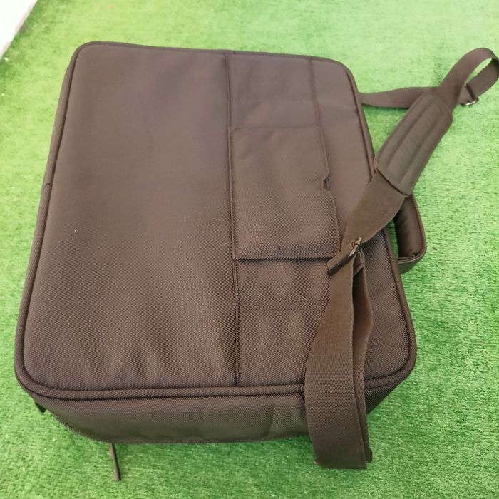 Geantă laptop Tucano