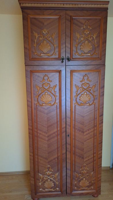 Mobila veche vintage lemn masiv